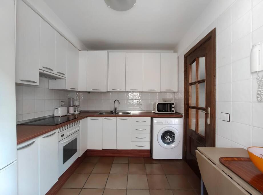 Duplex In Quiet Zone, Next To Sea, Fast Wifi Apartment El Medano  Bagian luar foto
