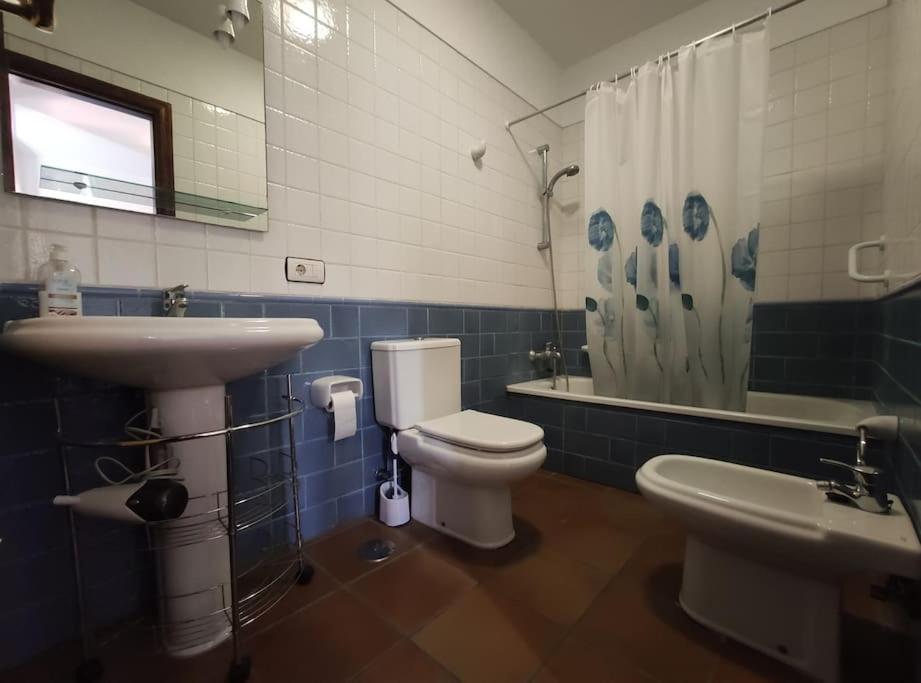 Duplex In Quiet Zone, Next To Sea, Fast Wifi Apartment El Medano  Bagian luar foto